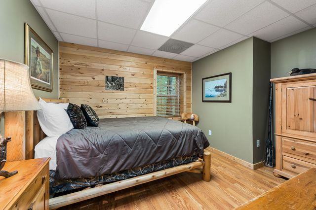 375 Lakeside Dr, Smithville, TN 37166