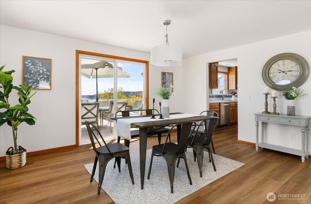 4444 Norris Lane, Oak Harbor, WA 98277