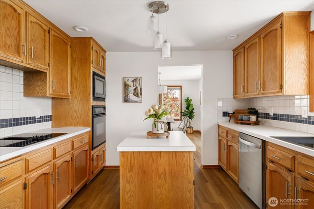 4444 Norris Lane, Oak Harbor, WA 98277