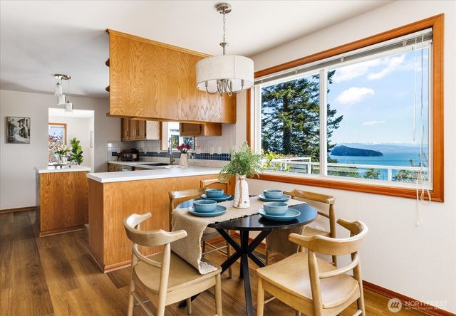 4444 Norris Lane, Oak Harbor, WA 98277