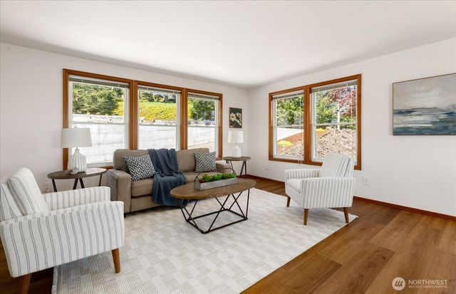 4444 Norris Lane, Oak Harbor, WA 98277