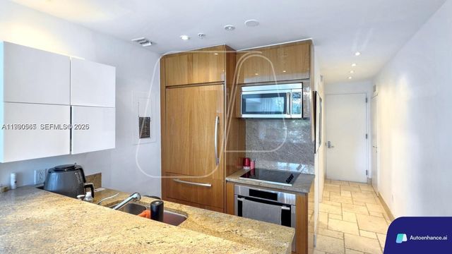 50 S Pointe Dr 504, Miami Beach, FL 33139