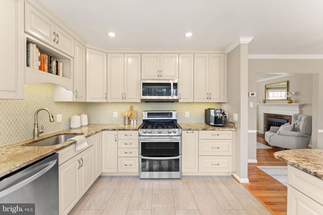 4211 NUTWOOD WAY, Fairfax, VA 22032