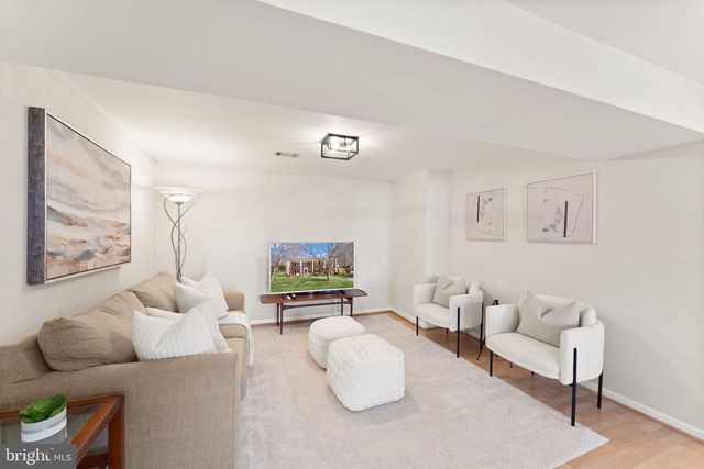 4211 NUTWOOD WAY, Fairfax, VA 22032