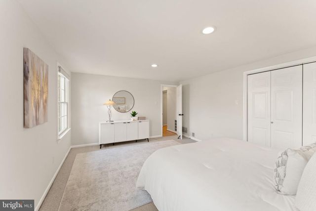 4211 NUTWOOD WAY, Fairfax, VA 22032