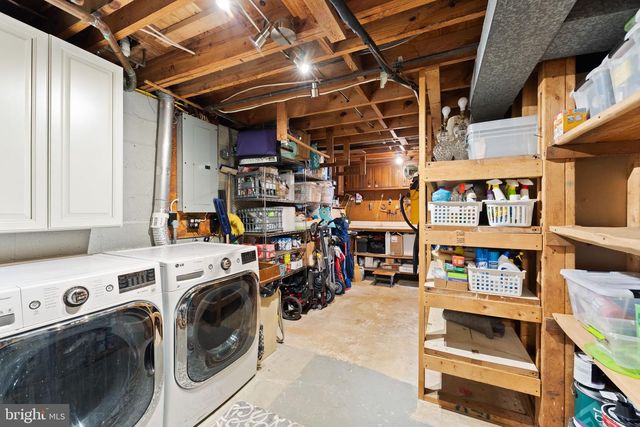 4211 NUTWOOD WAY, Fairfax, VA 22032