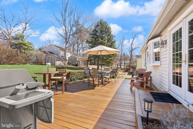 4211 NUTWOOD WAY, Fairfax, VA 22032