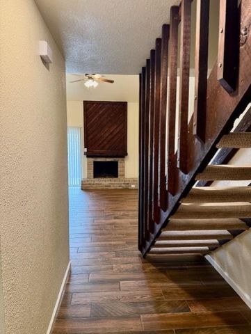 1401-A Summer Creek DR A, Austin, TX 78704