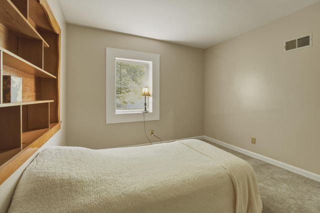 136 N Ewing Street, Lancaster, OH 43130