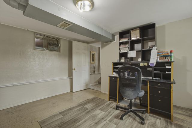 136 N Ewing Street, Lancaster, OH 43130
