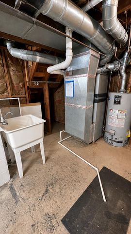136 N Ewing Street, Lancaster, OH 43130