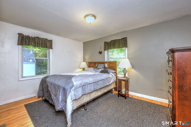 92 Melbourne Court, Naugatuck, CT 06770