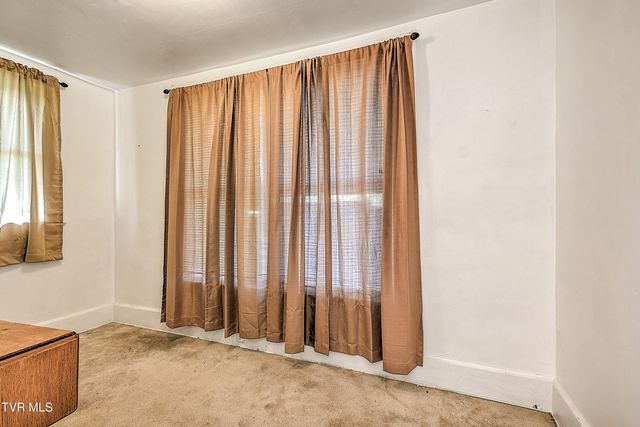 400 New Street, Johnson City, TN 37601