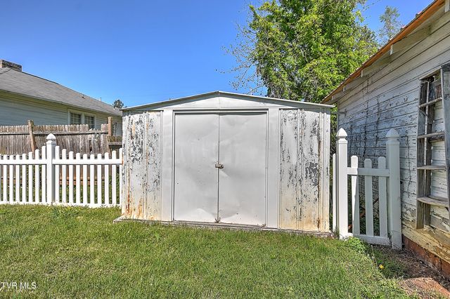 400 New Street, Johnson City, TN 37601