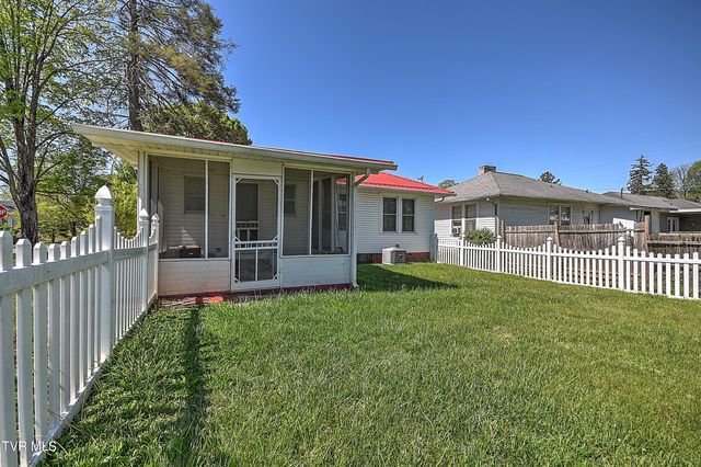 400 New Street, Johnson City, TN 37601