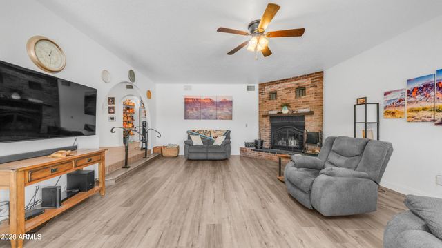 95 S VAL VISTA Road, Apache Junction, AZ 85119