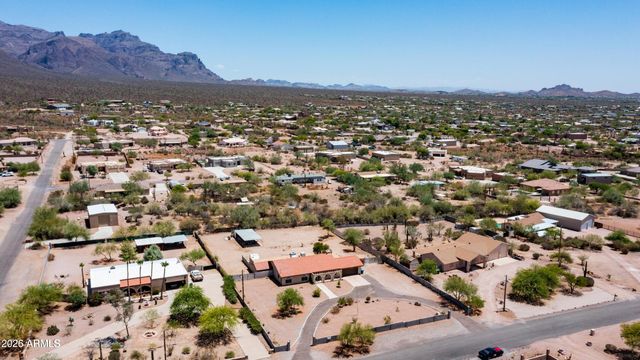 95 S VAL VISTA Road, Apache Junction, AZ 85119