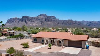 95 S VAL VISTA Road, Apache Junction, AZ 85119