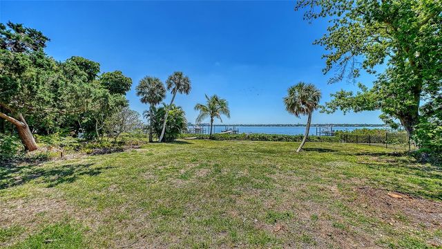 1705 4TH STREET W, Palmetto, FL 34221