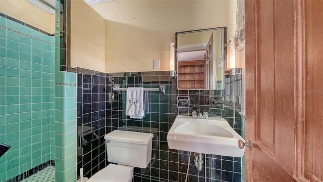 1705 4TH STREET W, Palmetto, FL 34221