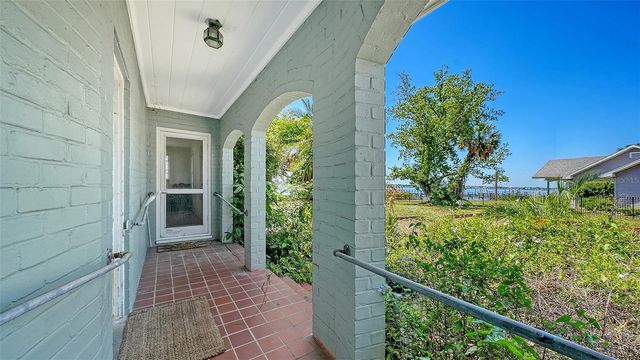 1705 4TH STREET W, Palmetto, FL 34221