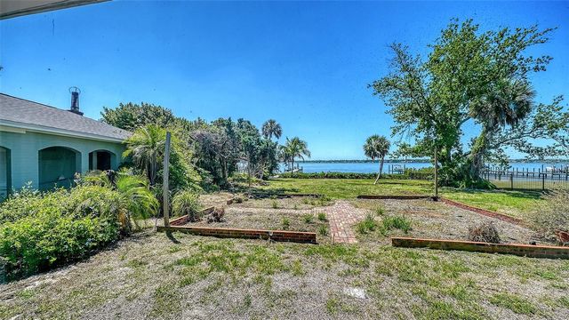 1705 4TH STREET W, Palmetto, FL 34221