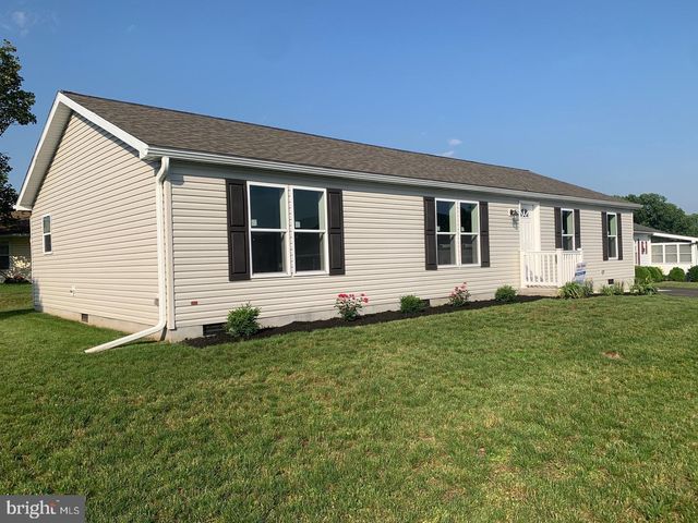 72 WESTVIEW TER, Womelsdorf, PA 19567