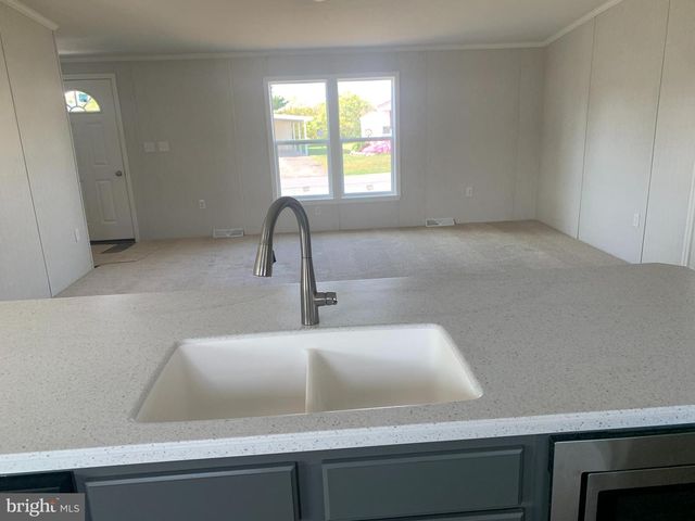 72 WESTVIEW TER, Womelsdorf, PA 19567