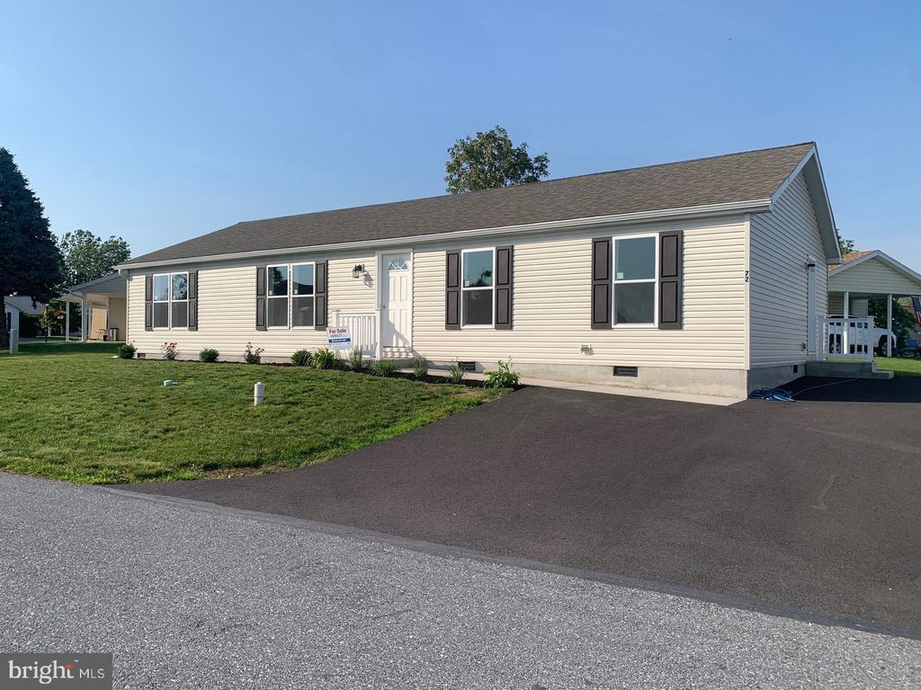 72 WESTVIEW TER, Womelsdorf, PA 19567