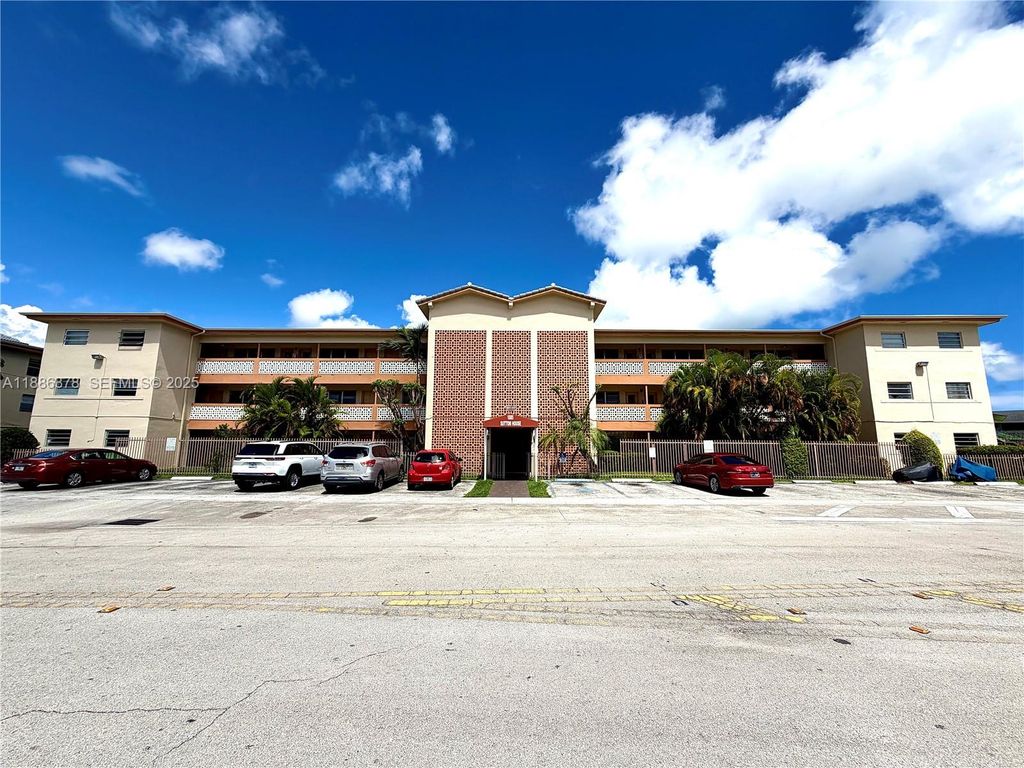 1885 NE 121st Street 3, North Miami, FL 33181