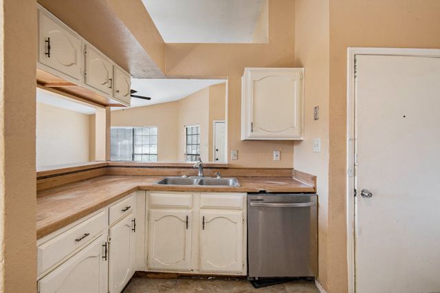 6600 Brookhaven Court, Fort Worth, TX 76133