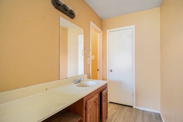 6600 Brookhaven Court, Fort Worth, TX 76133