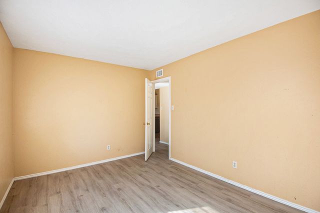 6600 Brookhaven Court, Fort Worth, TX 76133