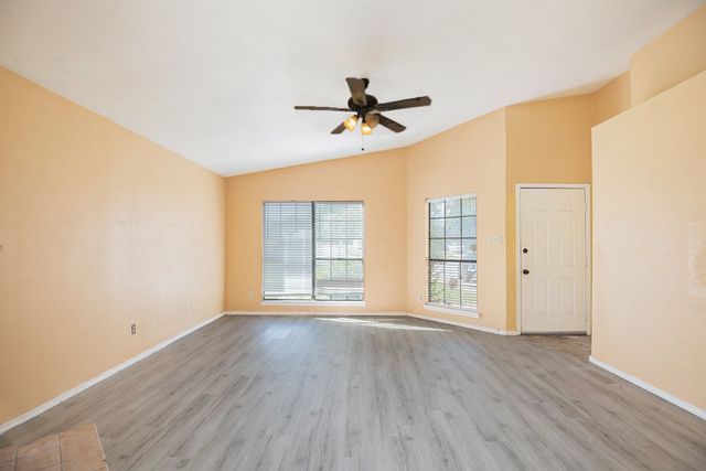 6600 Brookhaven Court, Fort Worth, TX 76133