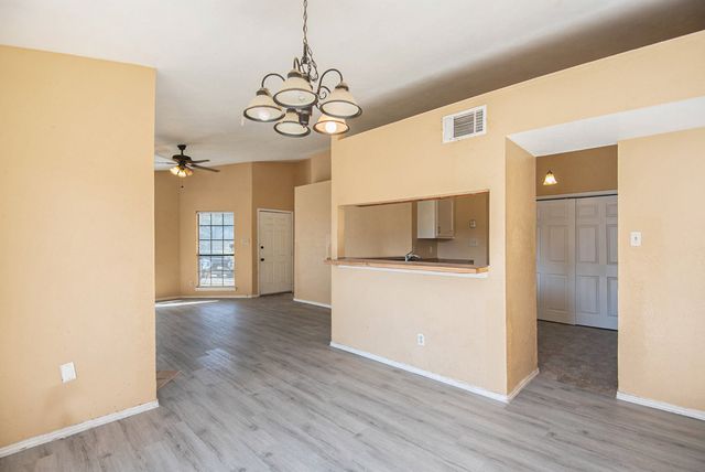 6600 Brookhaven Court, Fort Worth, TX 76133