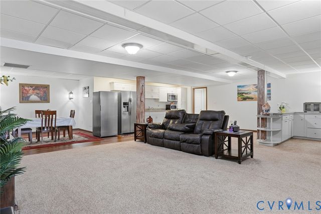 2060 Valley Springs Ct, Powhatan, VA 23139