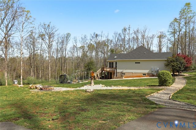 2060 Valley Springs Ct, Powhatan, VA 23139