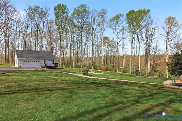 2060 Valley Springs Ct, Powhatan, VA 23139