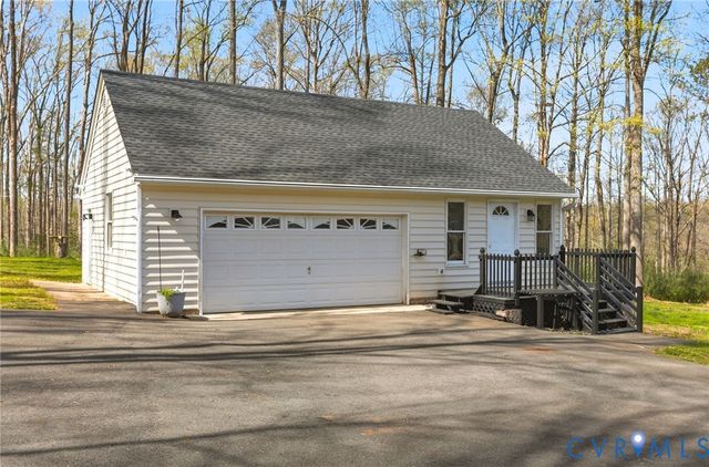 2060 Valley Springs Ct, Powhatan, VA 23139