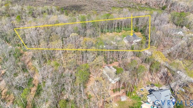 2060 Valley Springs Ct, Powhatan, VA 23139