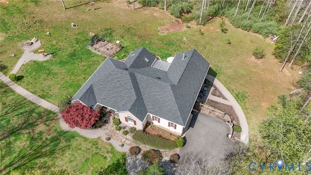 2060 Valley Springs Ct, Powhatan, VA 23139