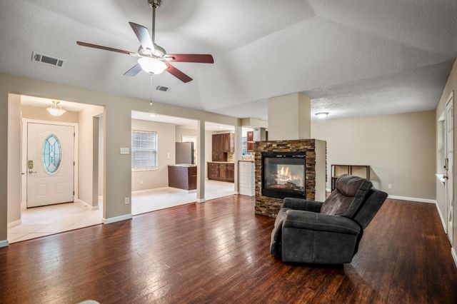 11610 One Token Drive, Houston, TX 77065