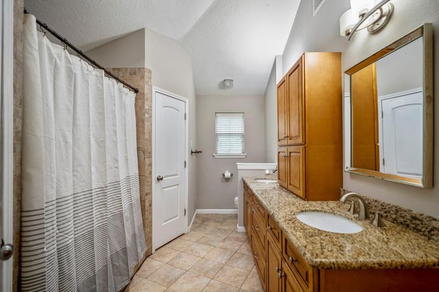 11610 One Token Drive, Houston, TX 77065