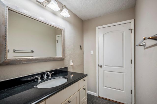 11610 One Token Drive, Houston, TX 77065