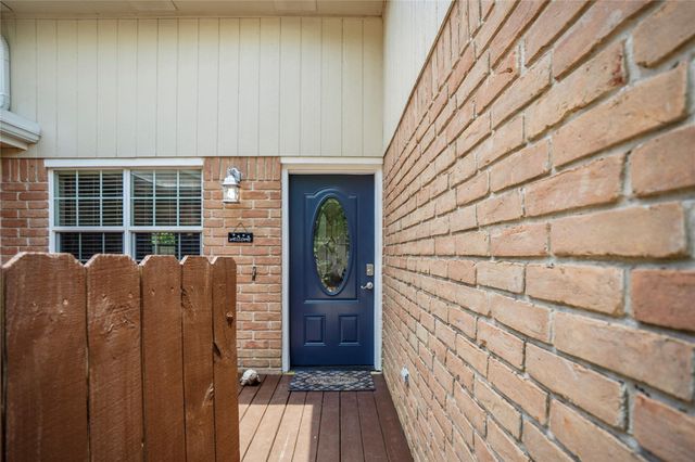 11610 One Token Drive, Houston, TX 77065