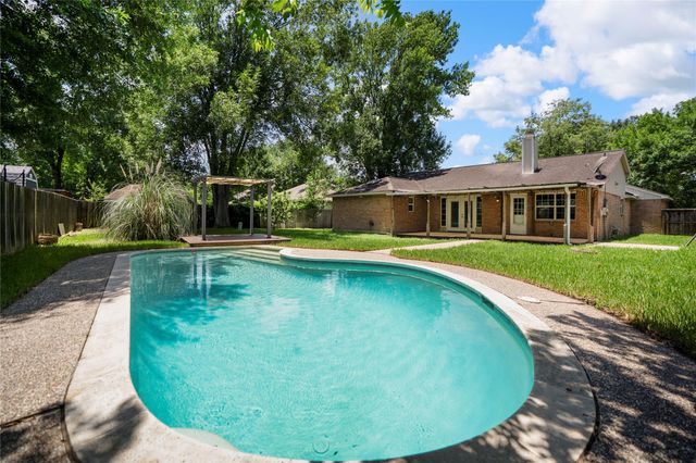 11610 One Token Drive, Houston, TX 77065