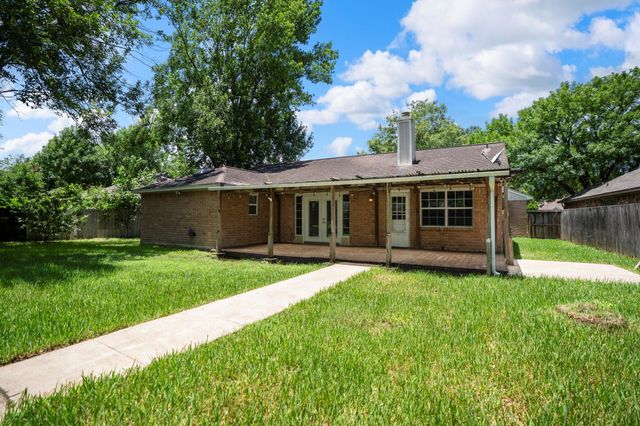 11610 One Token Drive, Houston, TX 77065