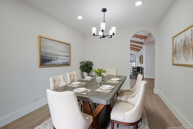 6006 Forest Ledge, San Antonio, TX 78240