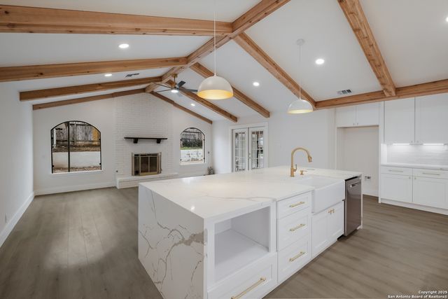 6006 Forest Ledge, San Antonio, TX 78240