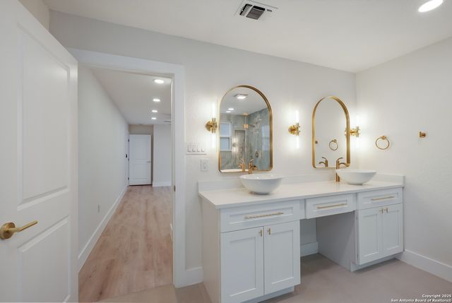 6006 Forest Ledge, San Antonio, TX 78240